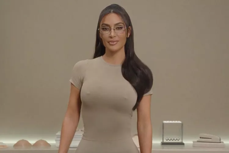 Kim Kardashian Nipple bra